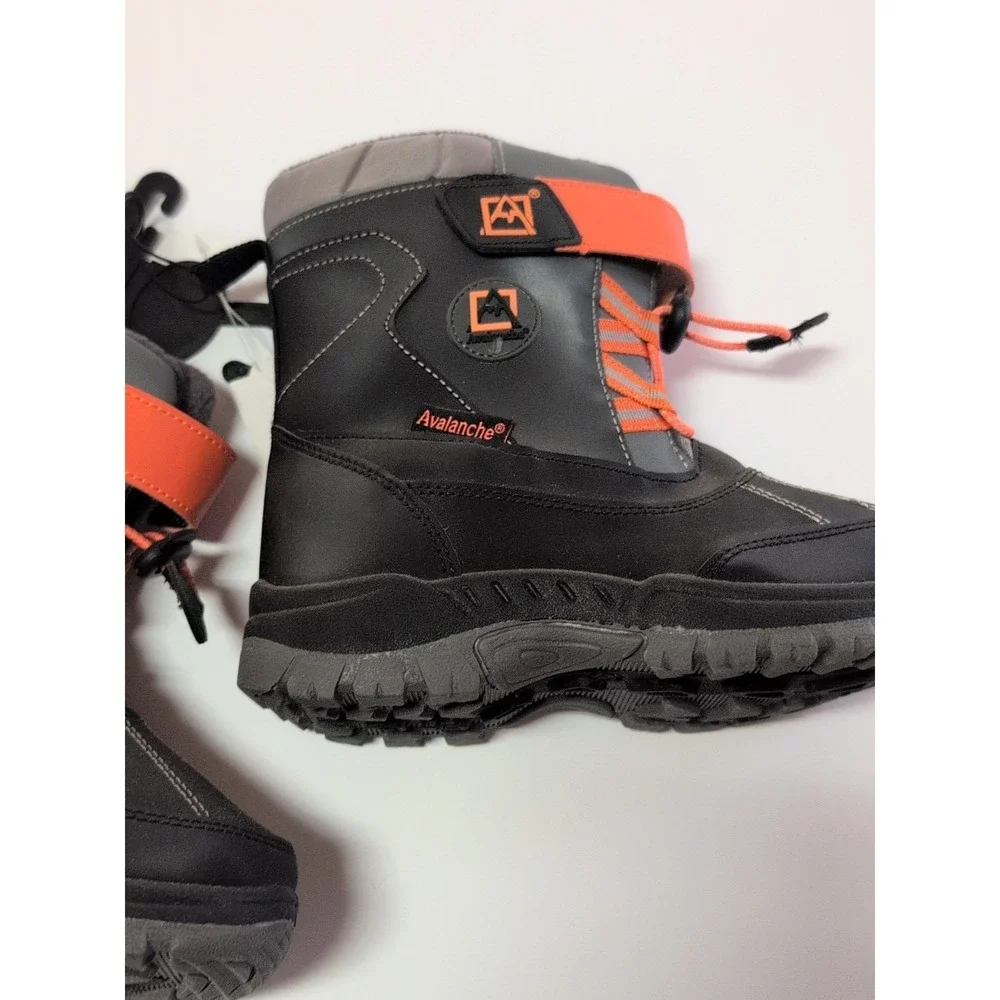 Avalanche kid av92243